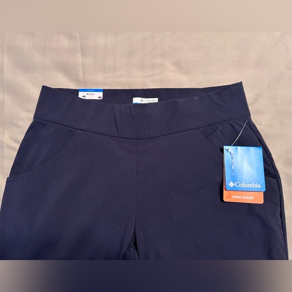 Ladies Columbia Pants - Picture 3 of 12